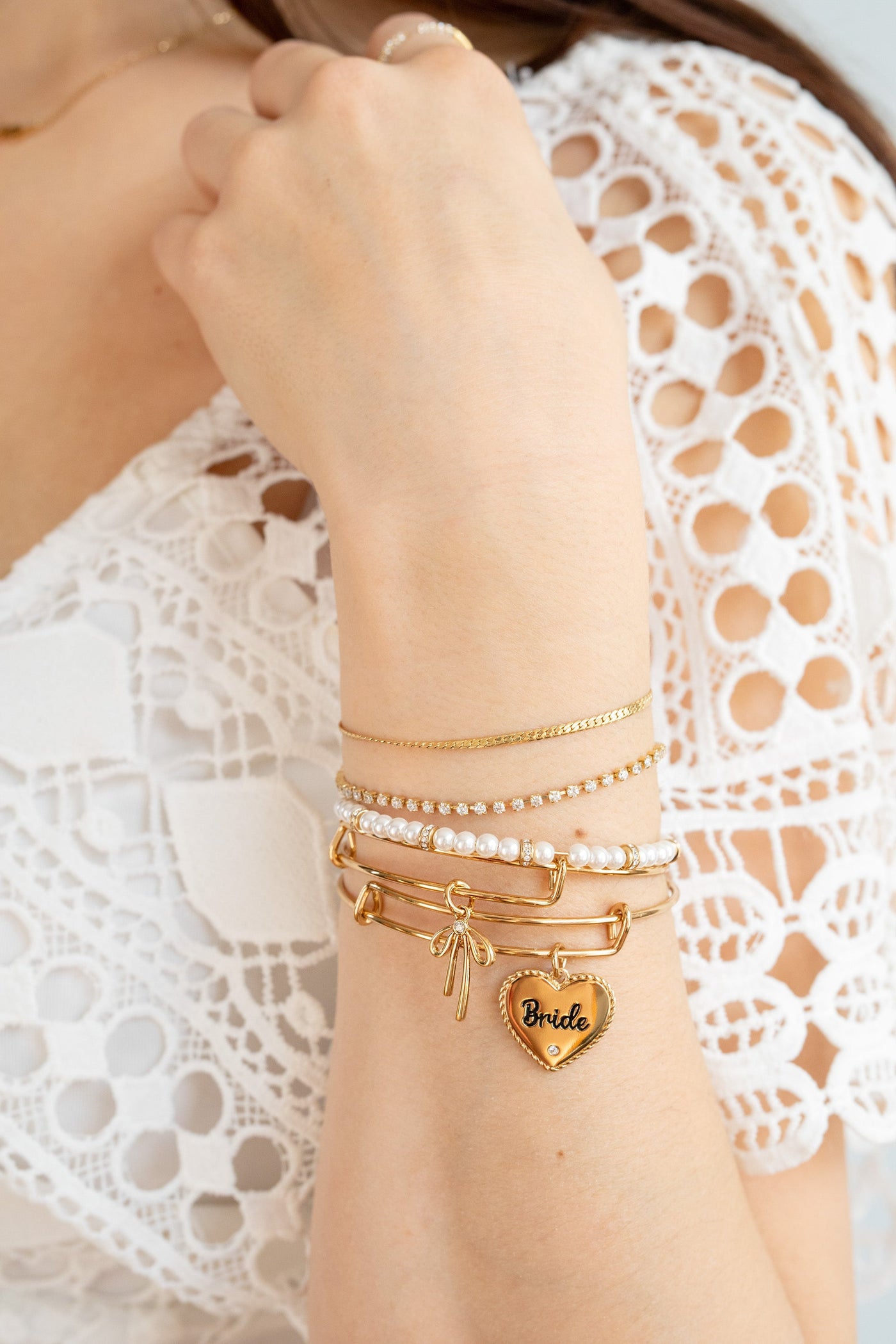 Bow Charm Bangle