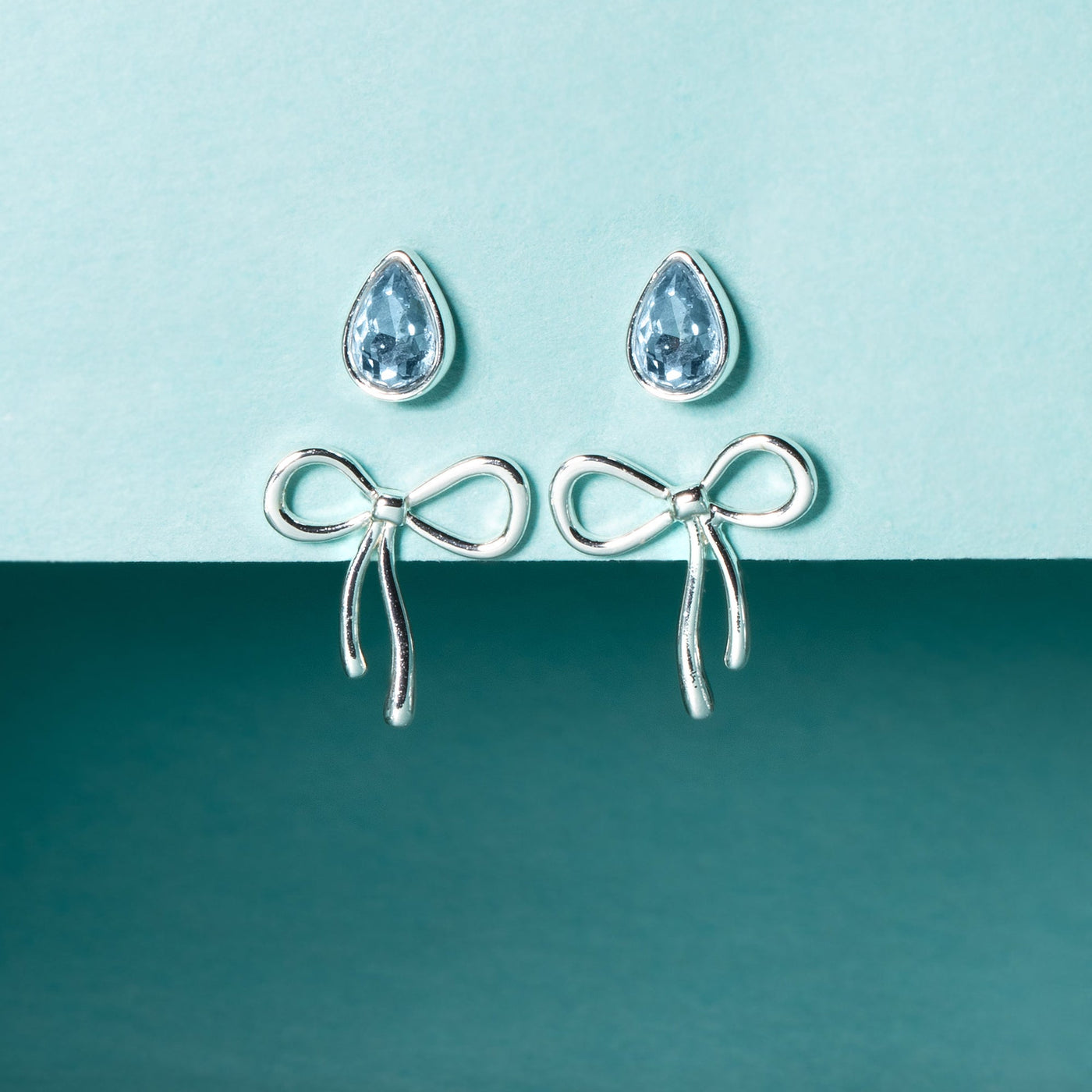 Bow & Teardrop Stud Earring Set